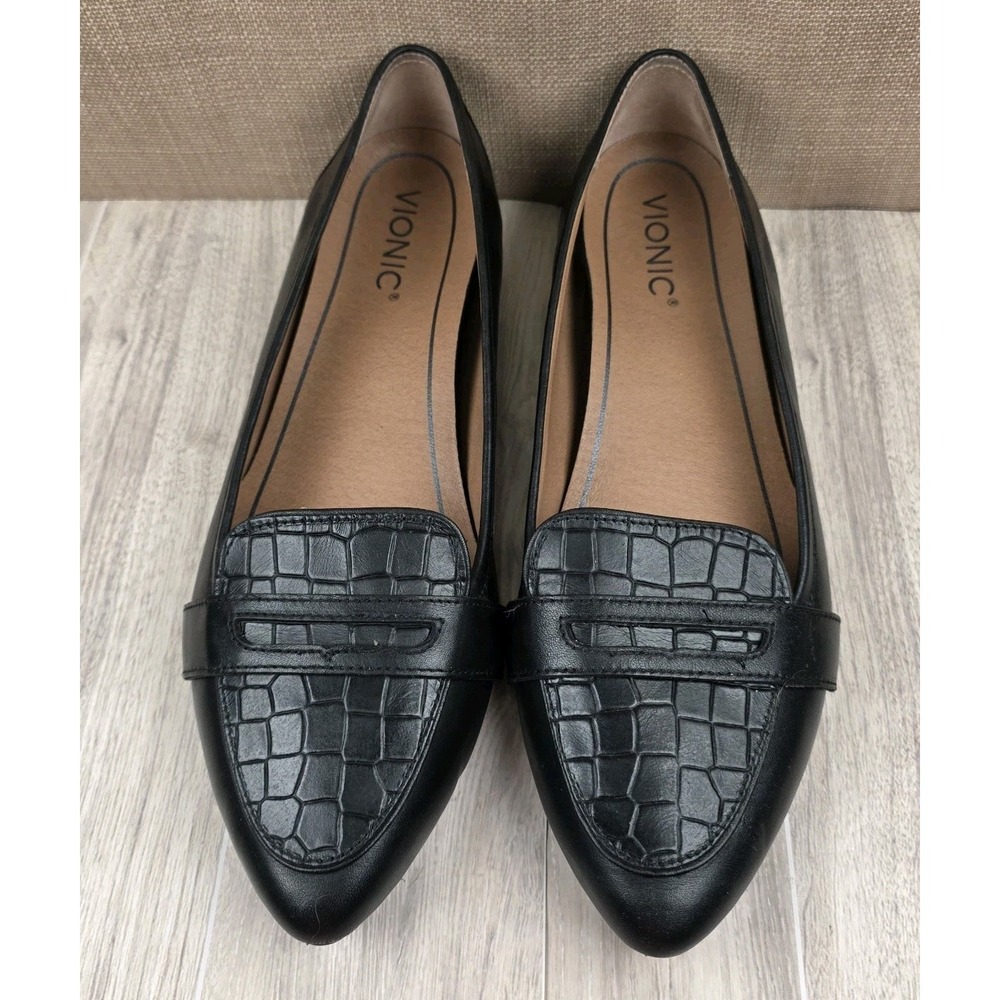 Vionic Black Croc-Embossed Pointed-Toe Loafers 9.5 NWOT